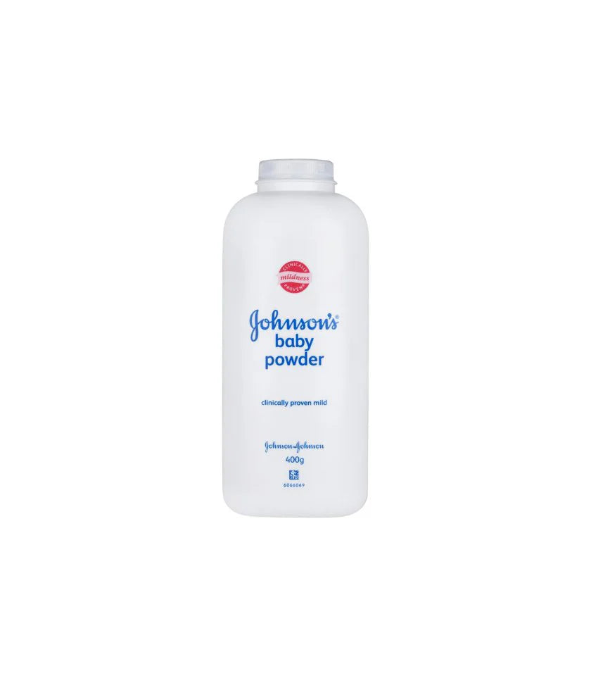 Johnson's Baby Powder with Naturally Derived Cornstarch, Aloe & Vitamin E